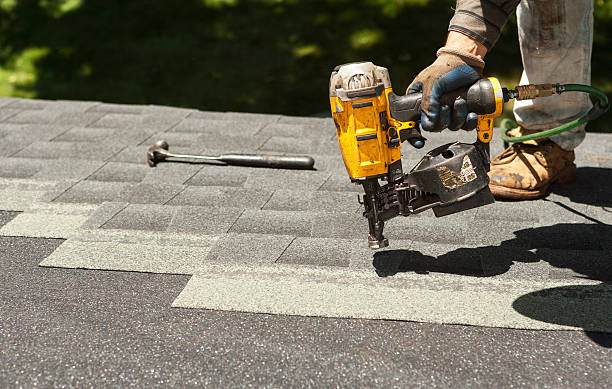 Best Commercial Roofing Services  in Smithville, OH